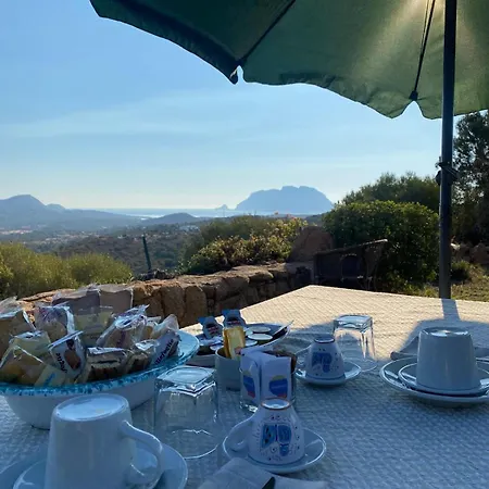 Lu Lisandraggiu Farm stay *